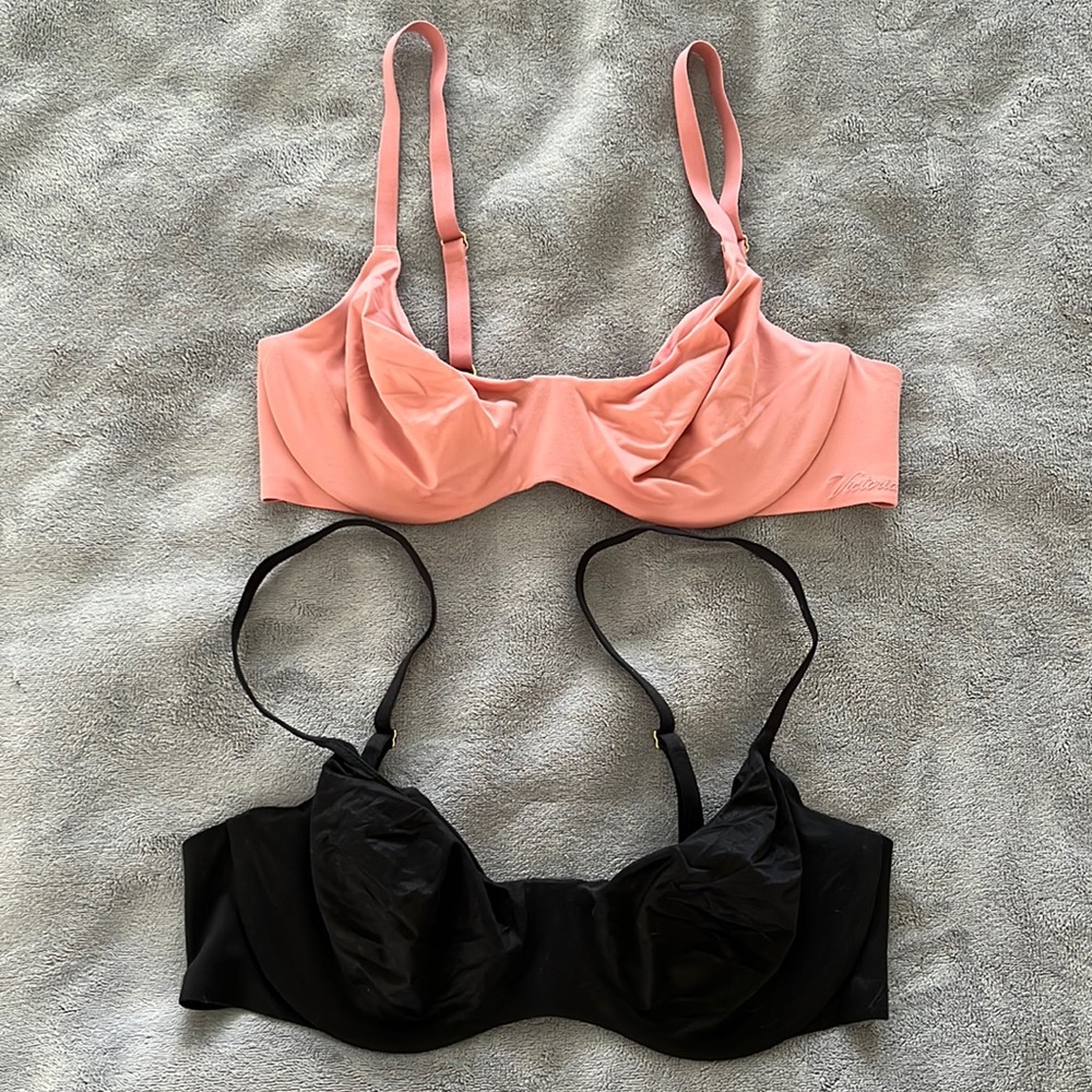 Buttery Smooth Unlined Victorias Secret Bras-size 32DD